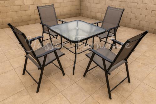 جلسه خارجيه تتسع لـ 4 أشخاص.