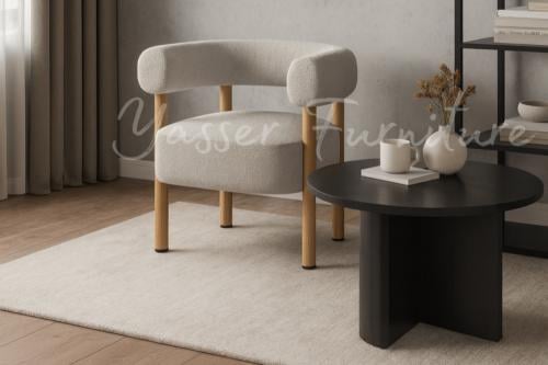 كرسي فاخر بمساند جانبيه مبطنه بعدة ألوان.