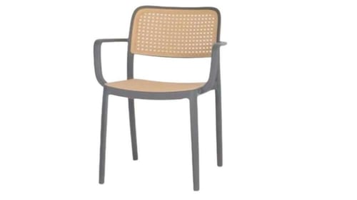 كرسي فايبر بلاستيك فاخر بعدة ألوان.