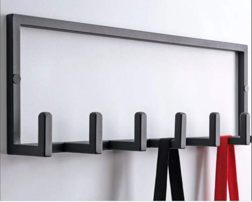 لوحه جدارية مع تعليق