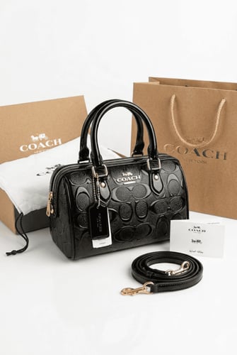 حقيبة كوتش ساتشيل جلد لامع منقوش مع الملحقات