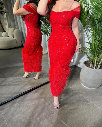 فستان سهرة احمر خامة كلفه جاهزه راقيه على تفته