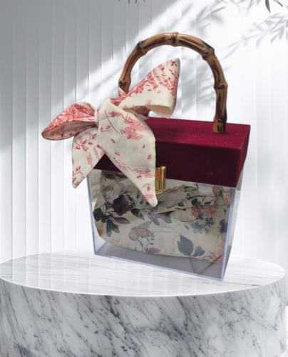 بوكس الفتاة الأنيقة