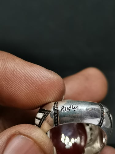 اخاتم الفضة بحجر عقيق يماني أحمر بصياغة عباسي R عي...