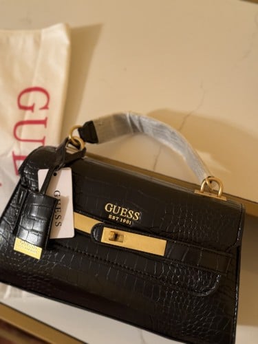 شنطة جيس اسود لامع