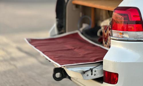 بساط باب سيارة متعدد الاستخدام