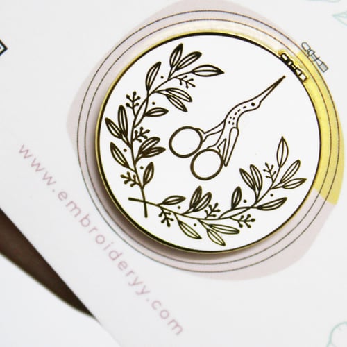 مقص تطريز (مغناطيس إبر)