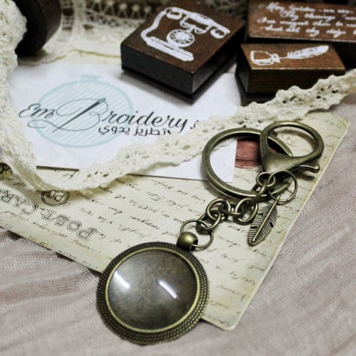 ميدالية دائرية لون برونزي