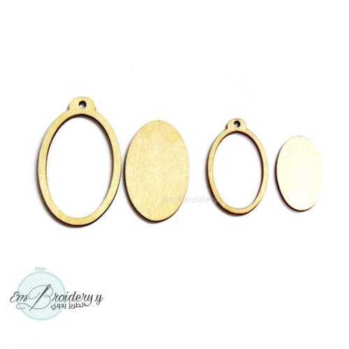 قلادة بيضاوي