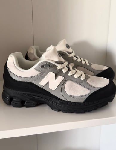 New Balance x The Basement 2002R Sneakers - Stone...