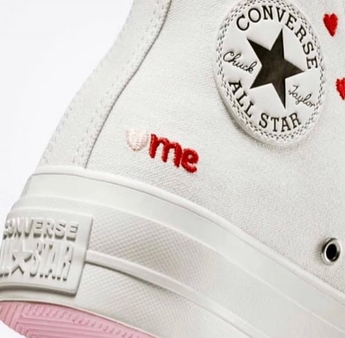 Converse Hearts Chuck Taylor