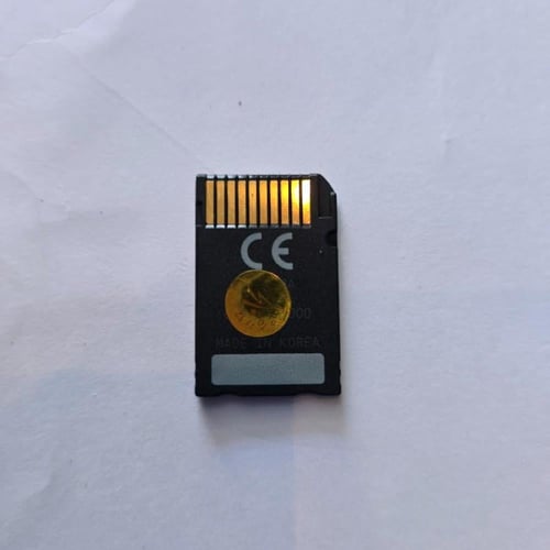 بطاقة ذاكرة بي اس بي PSP المساحة 8 قيقا 15 لعبه