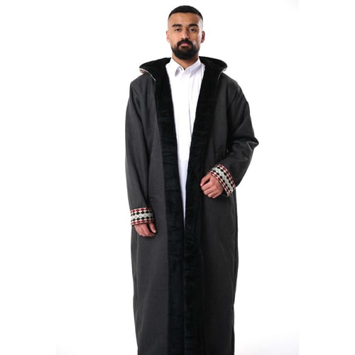 فروة السدو لون اسود