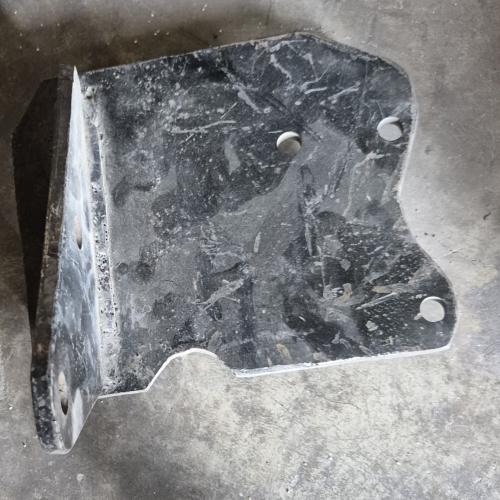 #11691C قاعدة كمبروسر ناقلة BRACKET BIG TRUCK CHIN...