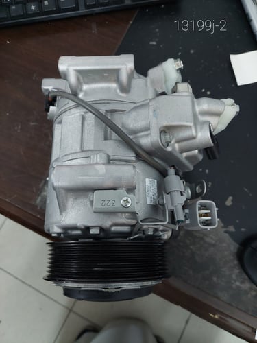 #13199J كمبروسر مكيف لكسس جي اس 350 2013 COMPRESSO...