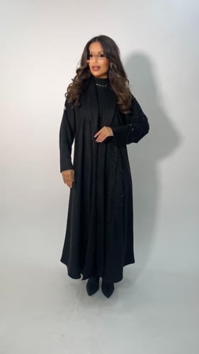 عبايه شتويه سوداء قماش شموا مع شك لولو أسود مع طرح...