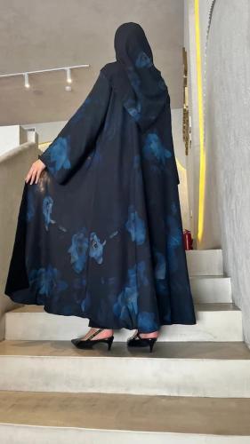 عبايه من قماش الشيفون المبطن كلوش مع طرحه من نفس ا...