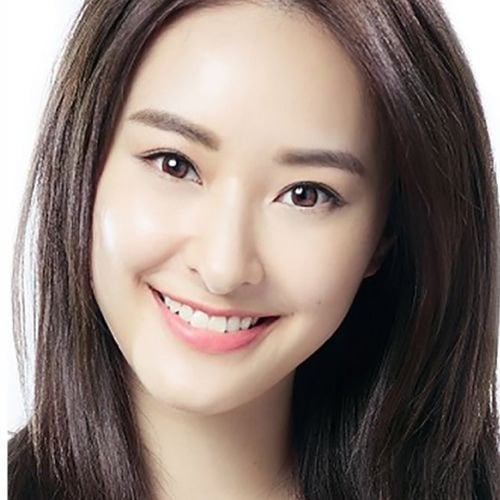 عدسات اكوا دفاين رادينت برايت Acuvue Define Radian...