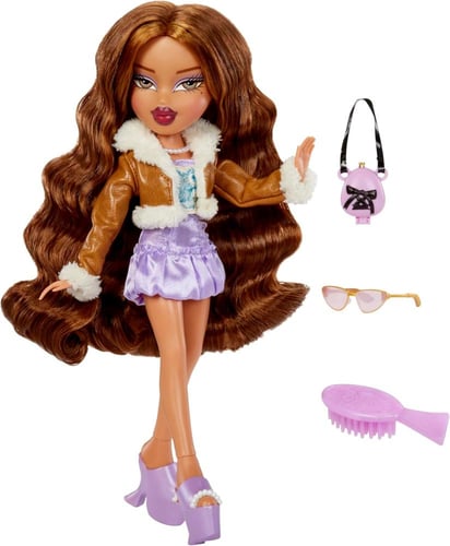 Bratz Goin Out Doll - Yasmin