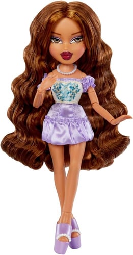 Bratz Goin Out Doll - Yasmin