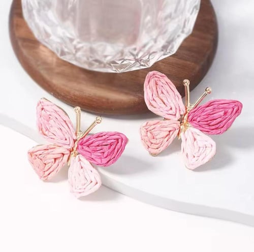 حلق فراشة بوهيمي