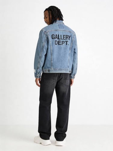 جاكيت جينز قصير من غاليري ديبت