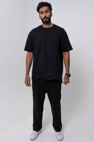 طقم اوفر سايز أسود