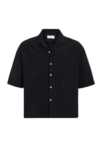 قميص أسود لينين بجيبين