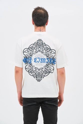 تيشيرت 100% قطن أبيض قصة عادية بكتابة OFF LIMITS