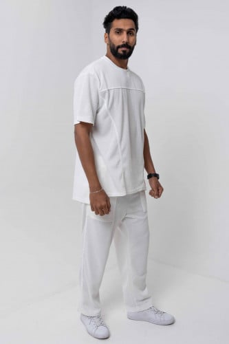 طقم اوفر سايز أبيض