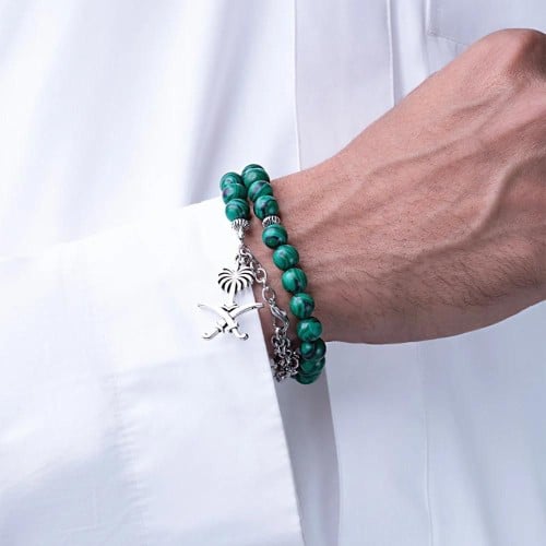 أسورة + سبحة خضراء على شكل سيفين ونخلة