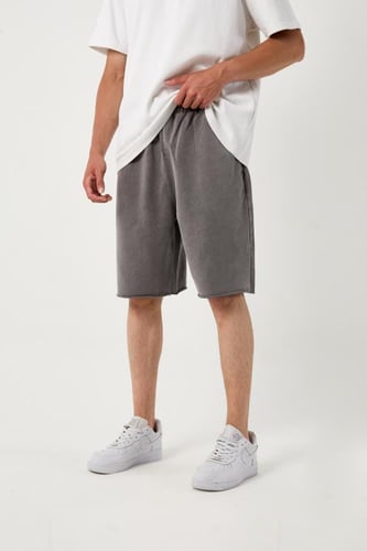 شورت قطني فيراني تحت الركبة بأطراف مقطعه