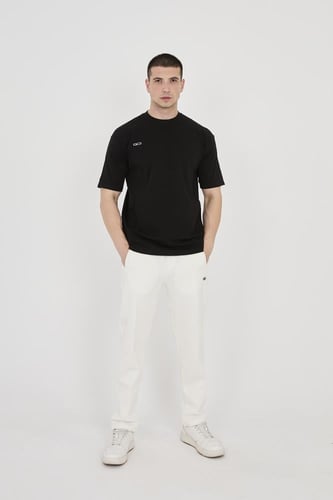 طقم أسود بلوقو من الجنب