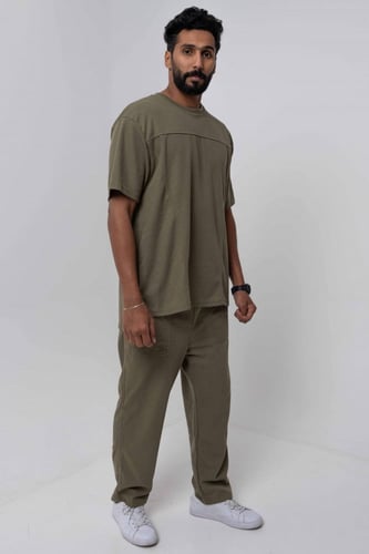 طقم اوفر سايز زيتي