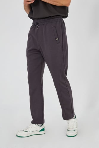 بنطال فيراني واسع بقصة مستقيمة