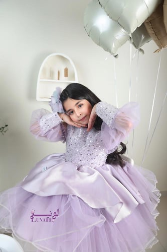 الفستان الملكي