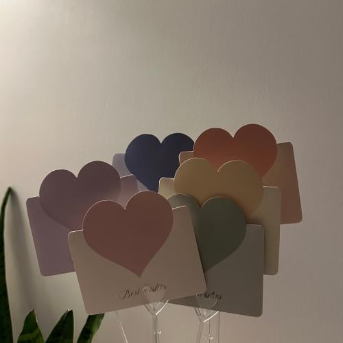 كرت قلب لون عشوائي