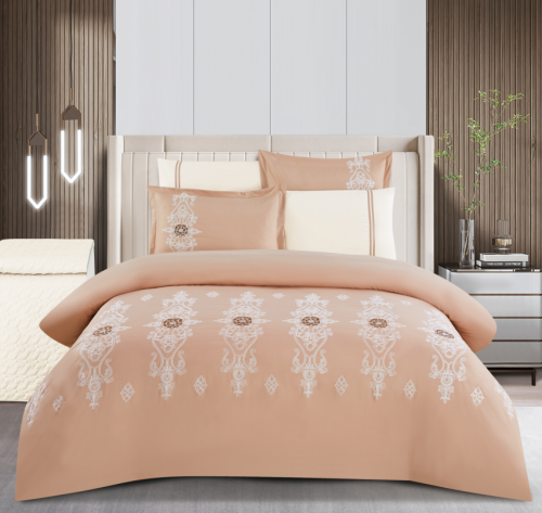 طقم لحاف شامل للمواسم مع تطريز سادة مزدوج مكون ٦ ق...