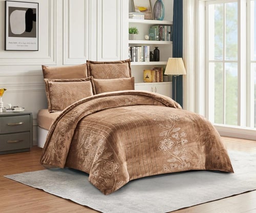 طقم لحاف شتوي فانيلا مخمل ٦ قطع مقاس مزدوج – بني