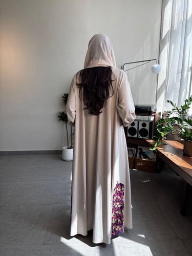 عباية قصة كلوش اوف وايت