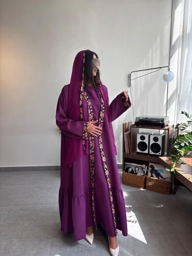 عباية كلوش بنفسجية كريب قصة رفلز