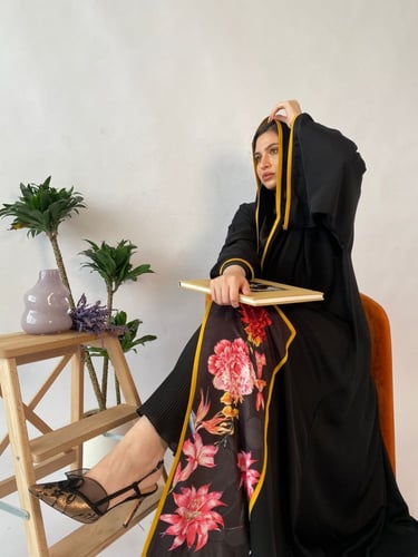 عباية كلوش كريب بلون من اختيارك