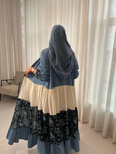 عبايات تفصيل الوان كلوش كريب بألوان أنيقة