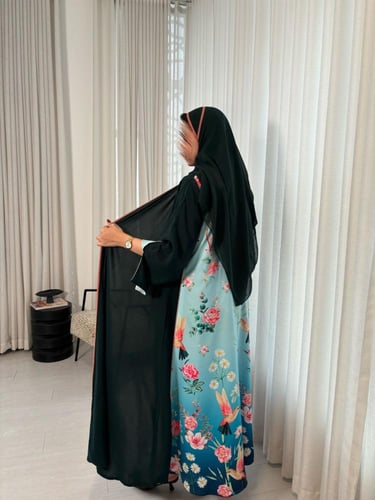 عباية كريب قصة كلوش ناعمة