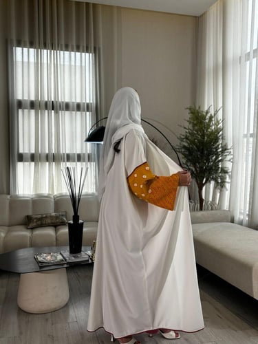 عباية قصة نص بشت بيج فاتح