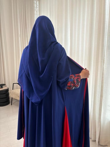 عباية كلوش كريب فخمة للسهرات