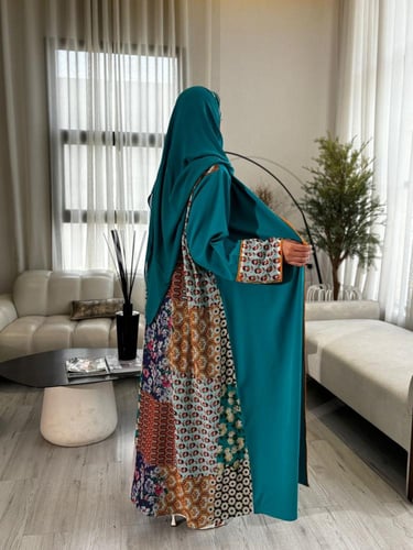 عباسة قصة كلوش نوع الفماش كريب