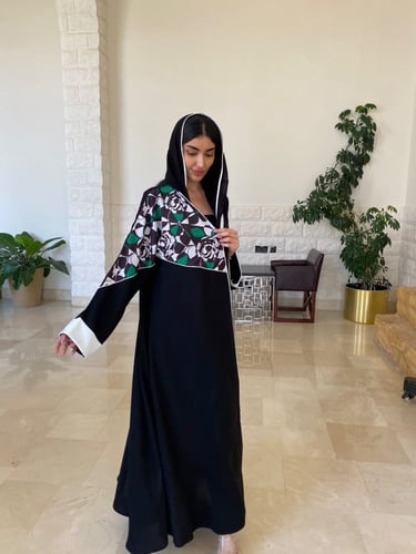 عباية كلوش كريب مرونة الاختيار