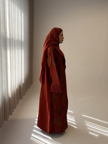 عباية كلوش تفته طبيعي بلون اورنج محمر