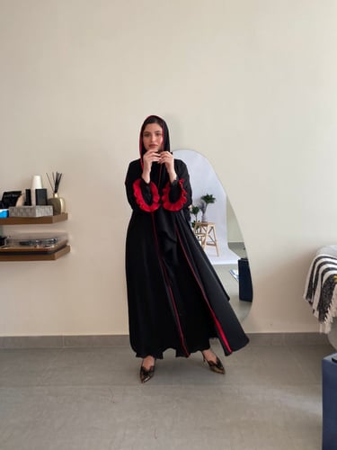 عباية كلوش كريب إطلالة عملية